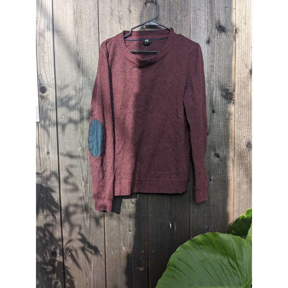 H&M crew neck wine colored sweater with elbow patches S.M